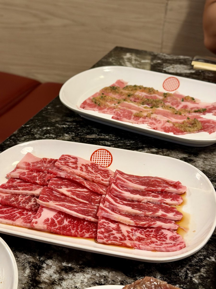 SpaceXcum's tweet photo. 牛兵卫真的不考虑开到中国去吗，便宜又好吃，肉的质量也不错 https://t.co/09NdCRyPC2