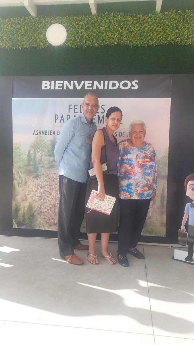 77Hermida's tweet photo. Happy for ever.  Thanks Jah. https://t.co/lrORmzMUB1