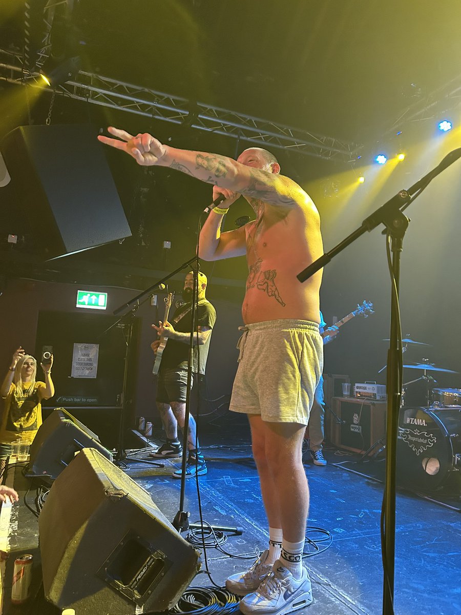 theobald_sue's tweet photo. #TS18
#Eloise
Off the scale tonight -the unstoppable @RiskeeRidicule https://t.co/mLteIdsXep