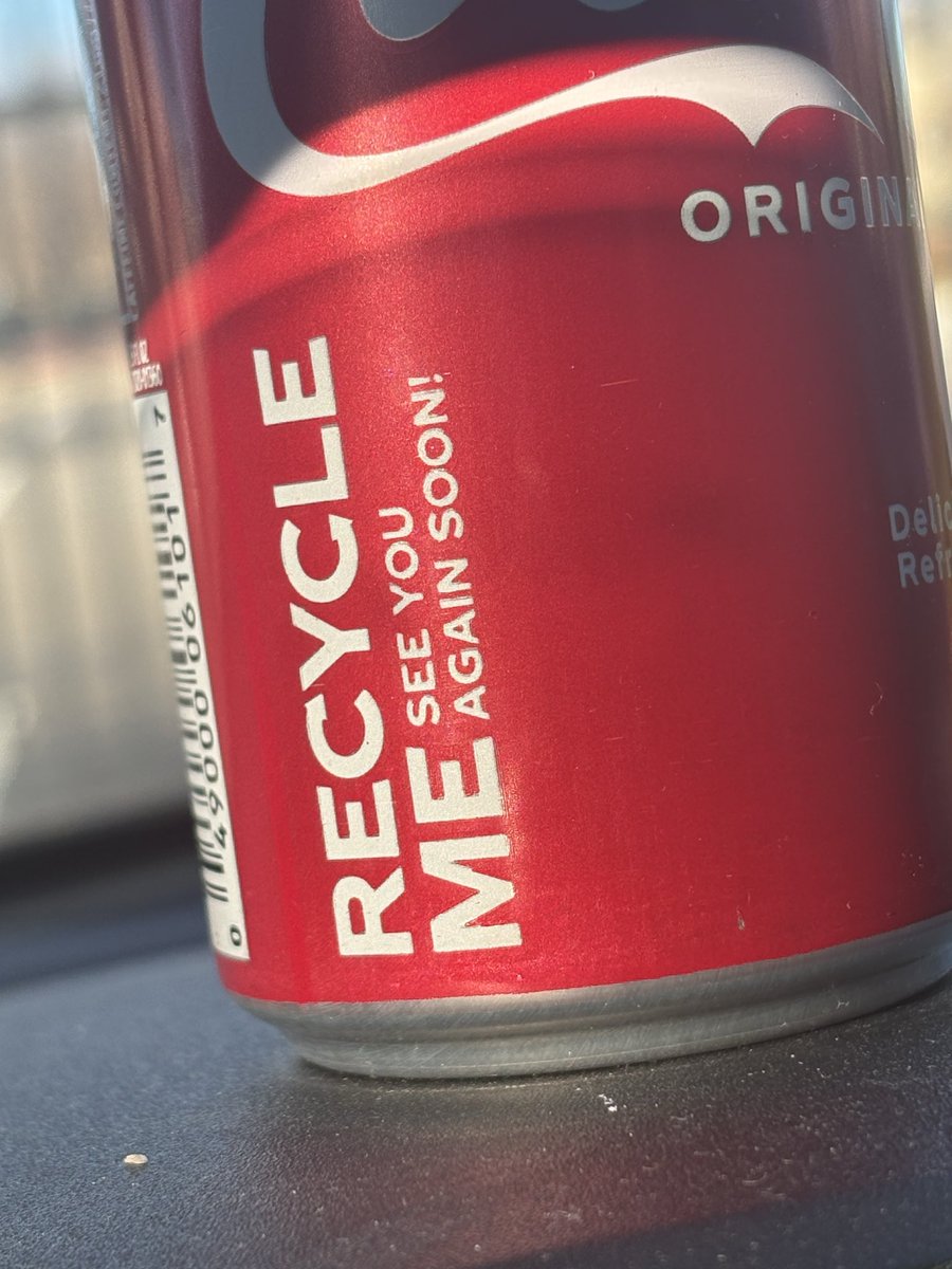 offeasyon's tweet photo. @koekendo0sje COKE CAN!!! brings a tear to my eye hell yea see u again soon man https://t.co/3lnGU1JmgF
