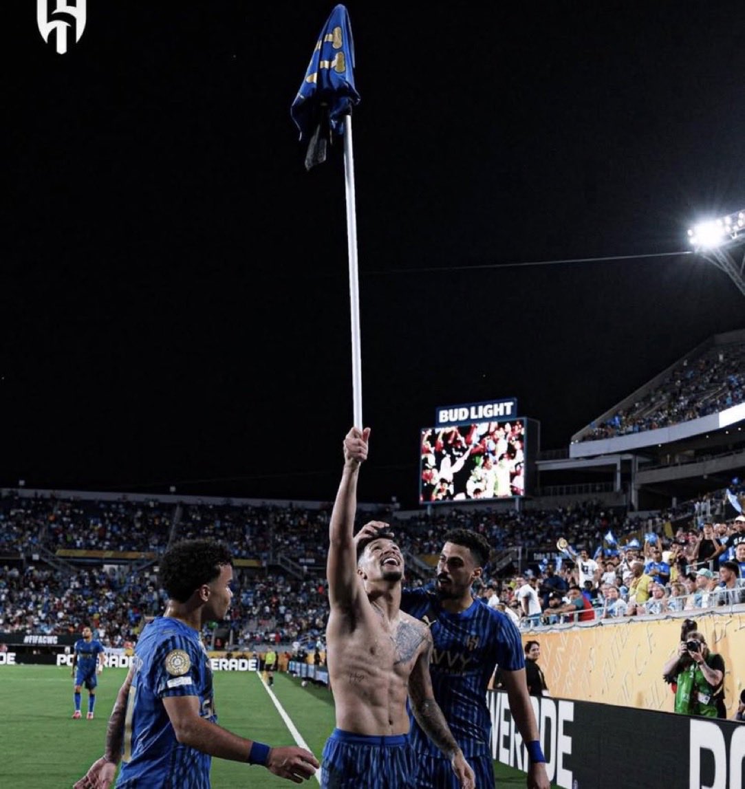 _676_a's tweet photo. @MarcosLeonardo @95__RF Thanks leo for evrythings. 💙💙💙💙💙💙 https://t.co/wBAAmxhCZE