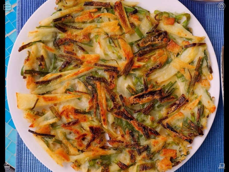 npfSadako's tweet photo. Morning Yoga: The morning is fresh. That evening, they return to Clara’s house, where she prepares dinner for him—spaghetti made from her grandmother’s recipe, using fresh garden tomatoes and herbs she picked that afternoon. They eat by candlelight, talking and laughing, fill https://t.co/vqOhvnyCuY