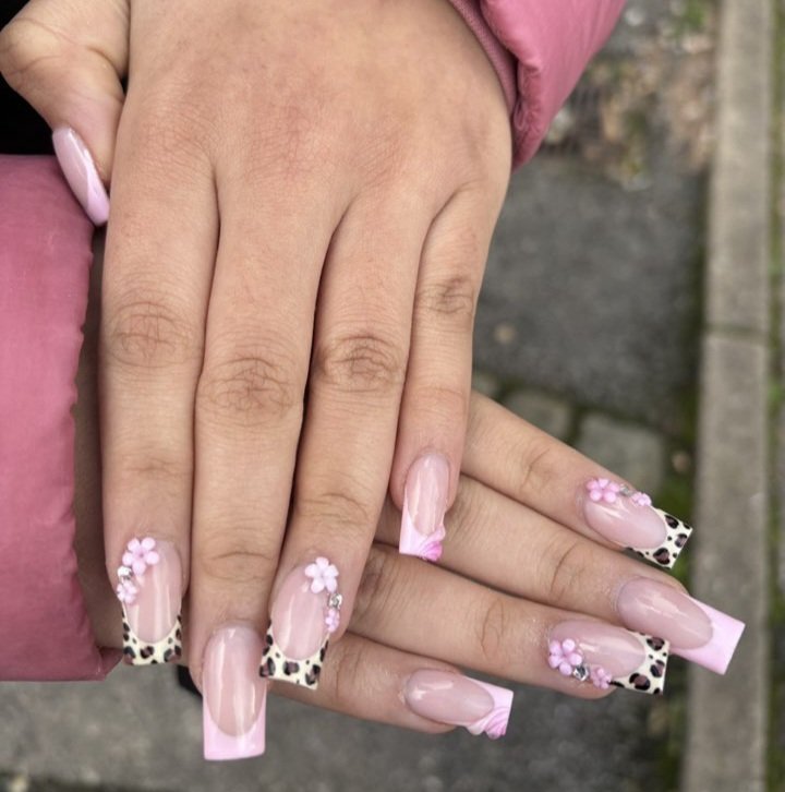 relapse4celeste's tweet photo. reimburse my nails beta 😵‍💫
findom https://t.co/PLjgZCpRYi