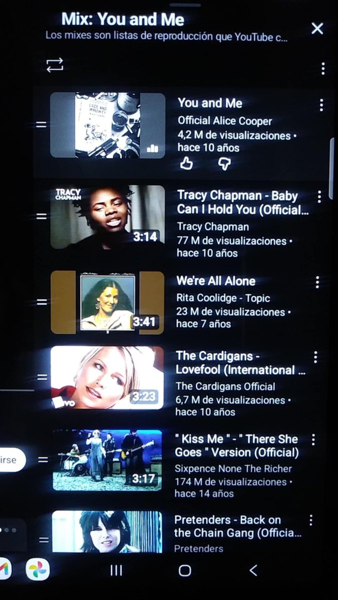 80R156ARC1A's tweet photo. Mi Playlist está muy tranqui para ser viernes, eso si, se vienen horas frenéticas. https://t.co/xjx2isYgK2