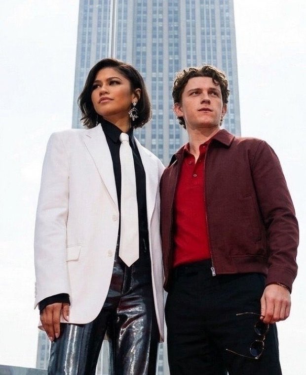 parkerslawyer's tweet photo. Zendaya has never been styled a certain way by accident…Law Roach what are you trying to tell us https://t.co/hmupksscTY