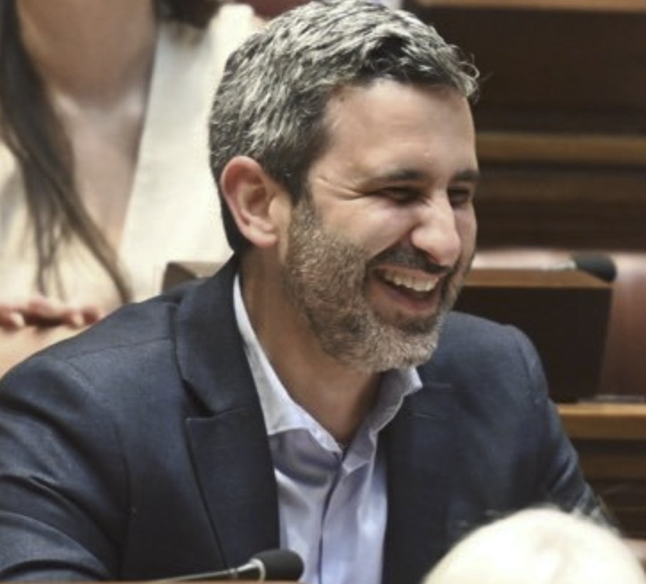 MartinFitz23506's tweet photo. ✈️🇹🇿TANZANIA SENADORES🇹🇿✈️

Los uruguayos pagamos 19.249 USD por VIAJE de 

Daniel Caggiani @DCaggiani 
Tabaré Viera @Tabareviera
Carina Galvalisi
José Pedro Montero

🎯PASAJES 14.675 USD
🎯VIÁTICOS 4.080 USD
🎯TOTAL 19.249 USD https://t.co/ahyFozEwGT