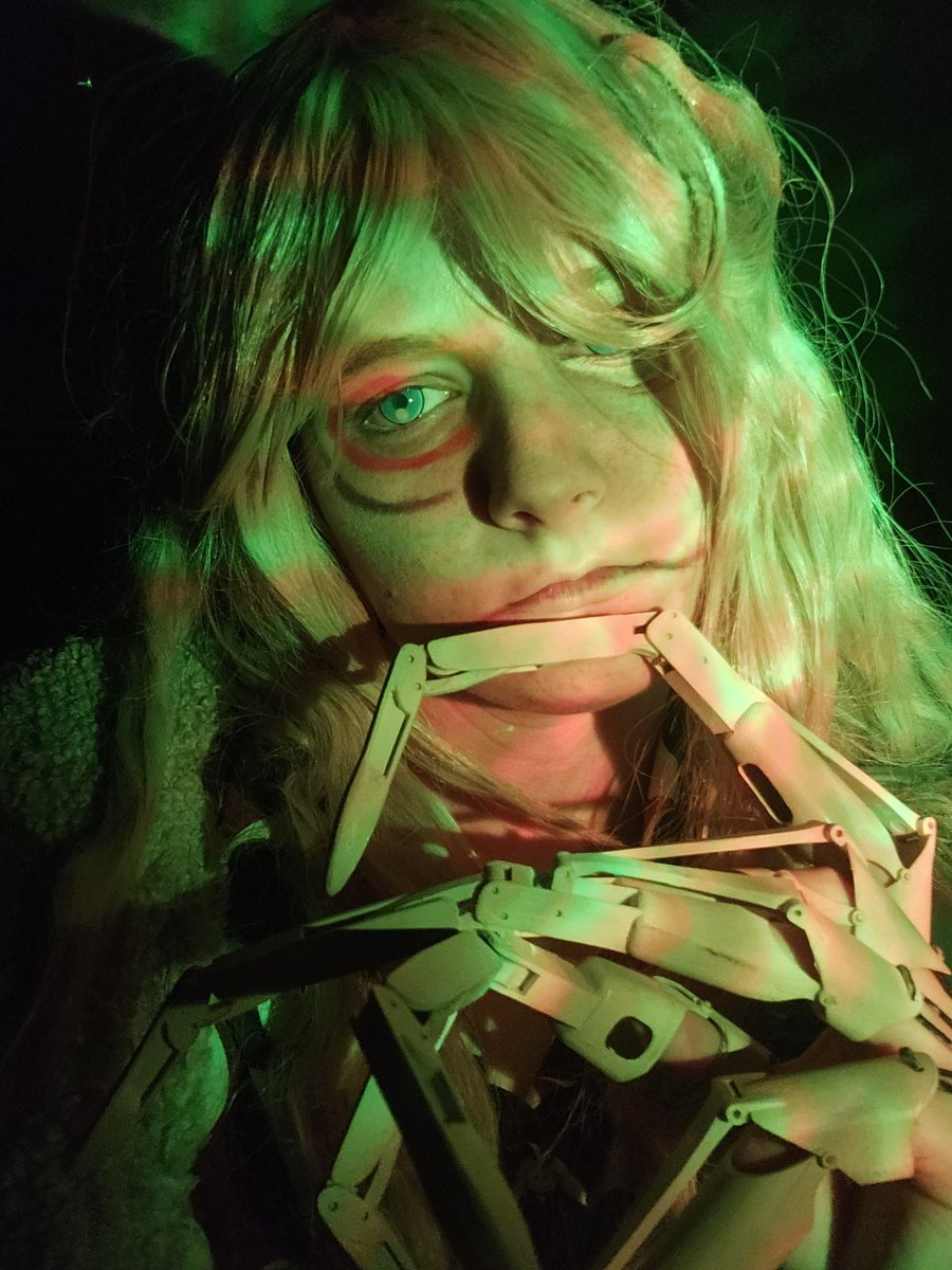 CreepzieCosplay's tweet photo. My Michael the distortion cosplay  from the magnus archives! #themagnusarchives #magnusarchives #Michaelshelly #michaelthedistortion https://t.co/SWbpMoF6u8
