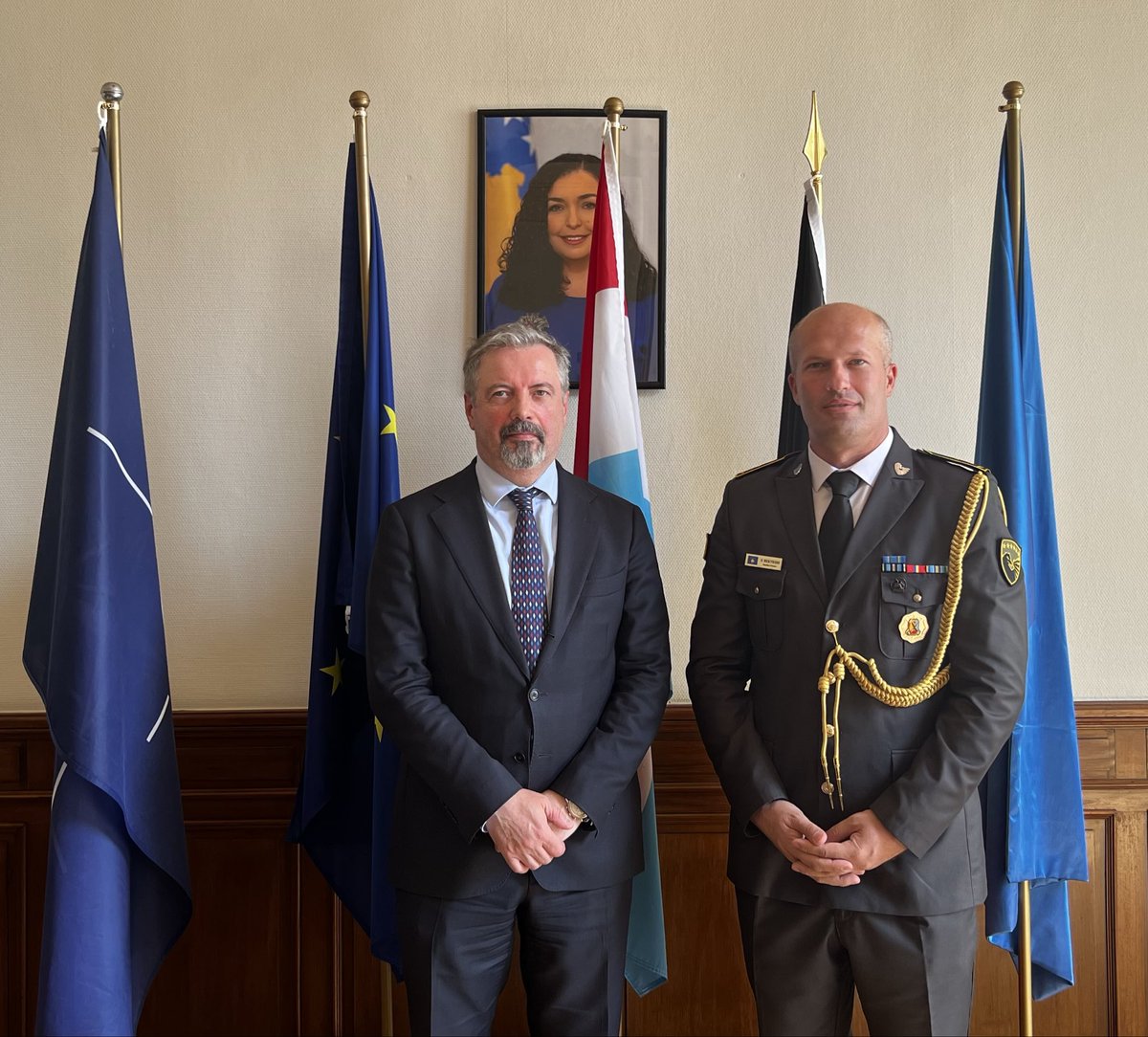 AgronBajrami's tweet photo. This week, we welcomed Lt. Col. Faton Bekteshi to our Embassy in Brussels as Republic of Kosova’s first Defense Attaché to the Kingdom of Belgium.
His accreditation marks an important step forward in deepening Kosova–Belgium bilateral relations and cooperation in defense & security, opening new avenues for strategic dialogue and partnership.
Congratulations and welcome to the Mission, Lt. Col. Bekteshi! 🇽🇰🤝🇧🇪