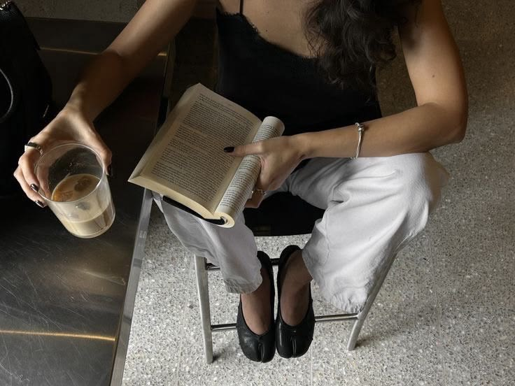 pilatesgirly's tweet photo. drink your coffee, read your books and collect degrees https://t.co/G5spPZ5A9w