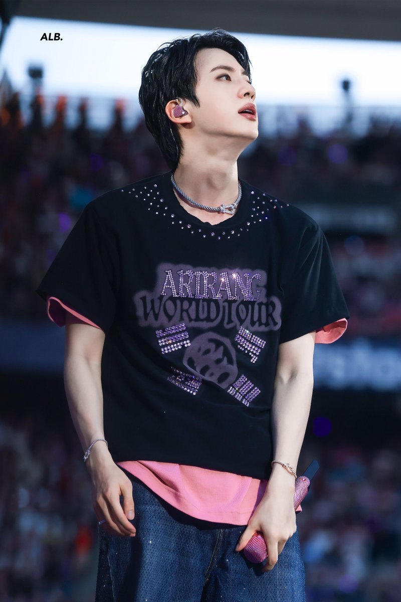 ALittleBraver92's tweet photo. 260717 HD

#방탄소년단진 #김석진 #석진 #진 #BTSJIN #JIN 
#BTS_WORLDTOUR_ARIRANG
@BTS_twt https://t.co/4L2kR6vdSp