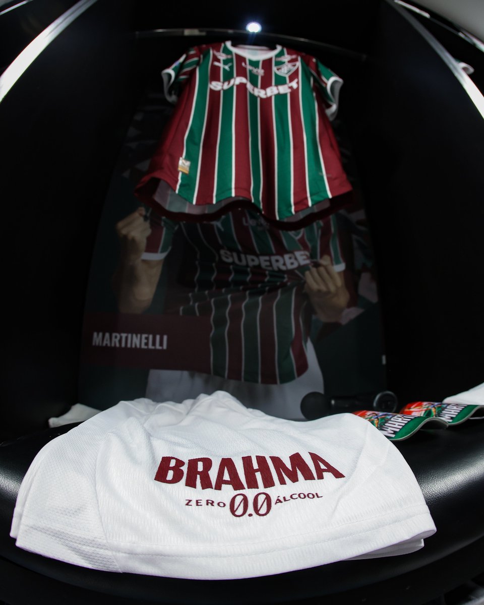 FluminenseFC's tweet photo. Brahma Zero é novidade no calção do #TimeDeGuerreiros! 🇭🇺🍻

Com 0,0% álcool, Brahma Zero incentiva escolhas conscientes sem deixar a paixão pelo futebol de lado.

Toda #BrahmaZero comprada pelo @ZeDelivery é investimento no Flu pela S.A.B., a Sociedade Anônima da Brahma. https://t.co/ie1j9K4aW9