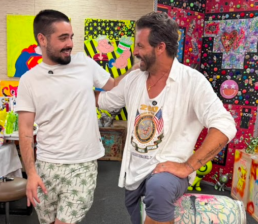 EdmilsonSBT's tweet photo. O Programa do #ProgramaDoJoaoNoSBT de 18/07, direto dos EUA, recebe o ex-jogador Zinho; visita a sede da CBF em Miami, visita o ator Henri Castelli; Cela mergulha na vida noturna de Miami; a influenciadora esportiva Eliza Ranieri fala sobre a Copa do Mundo Feminina, às 0h30 https://t.co/kk7OA3nMyH