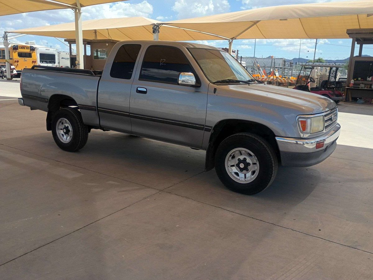 SierraAuction's tweet photo. 1996 Toyota T100 SR5 4wd with 201k miles in our Tucson Public Vehicle Auction on Saturday, July 18th at 8:00 AM.
Register and bid now: https://t.co/d9cOPW9QVA https://t.co/Y2rrHOy628