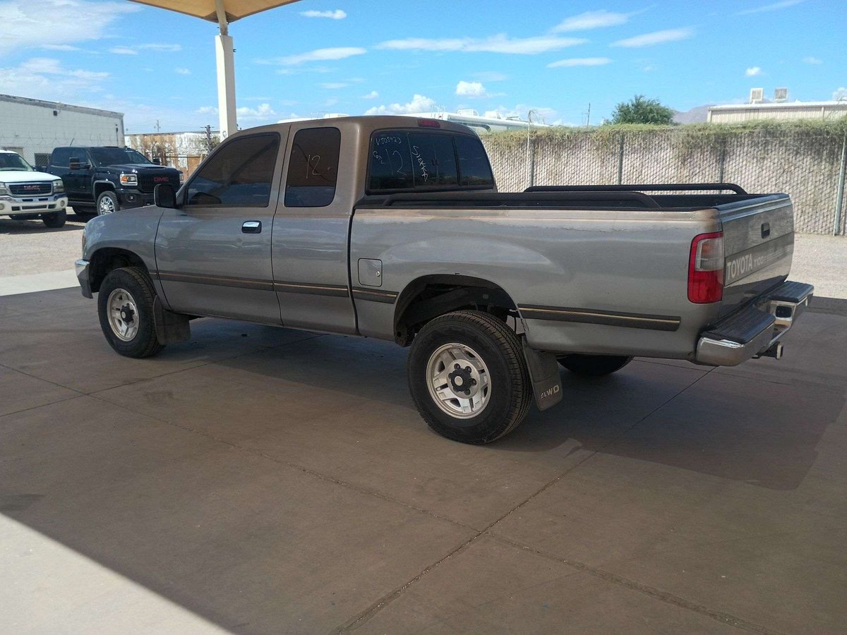 SierraAuction's tweet photo. 1996 Toyota T100 SR5 4wd with 201k miles in our Tucson Public Vehicle Auction on Saturday, July 18th at 8:00 AM.
Register and bid now: https://t.co/d9cOPW9QVA https://t.co/Y2rrHOy628