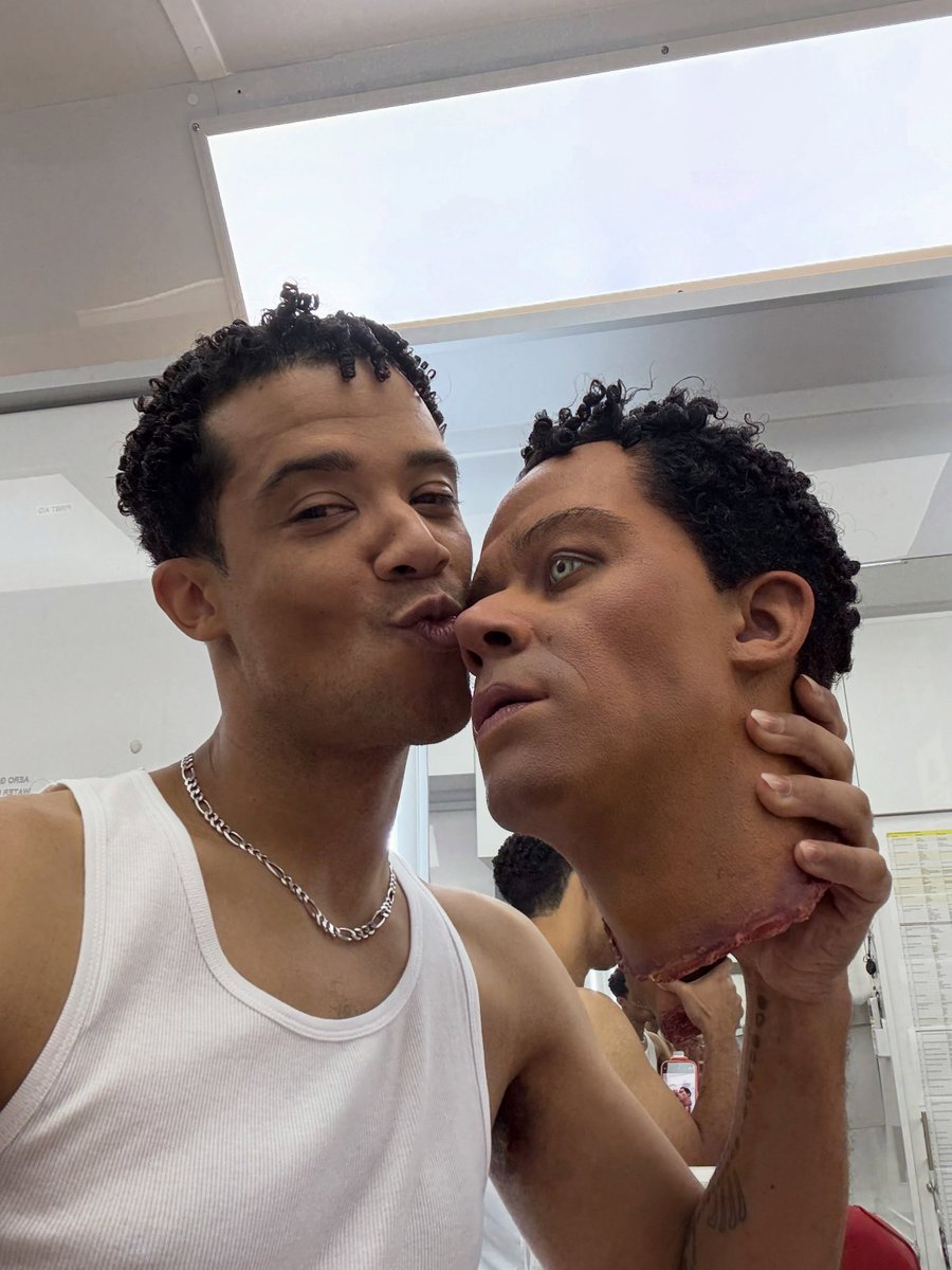 TheEggsos's tweet photo. IM CRYINFDJMFFMDN https://t.co/VQKDFmwBJy