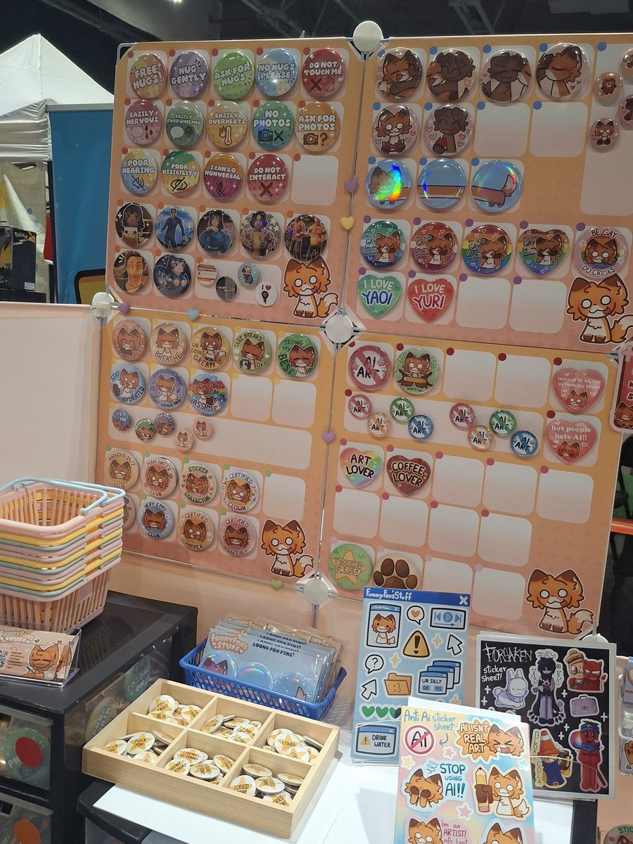 FunnyFox_02's tweet photo. MY STAND ON ANIMATSURI 2026 :33
YAAYY it just looks sooo cutee waa🧡🩷
It's the end of the first day
Ngl I'm soo tiredd but it was funn ^^
#warsaw #SmallBusiness #art https://t.co/s5Vk9XoFPz