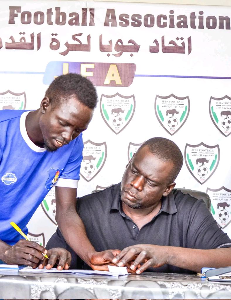 AlHuriya's tweet photo. Flames big strike 🔥🙌

Ottoman Michael 

#southsudanfootball 
#JFA 
#firstdivision 
#longlivealhuriya
#flames
#AHJ https://t.co/AQcbfPvqfZ