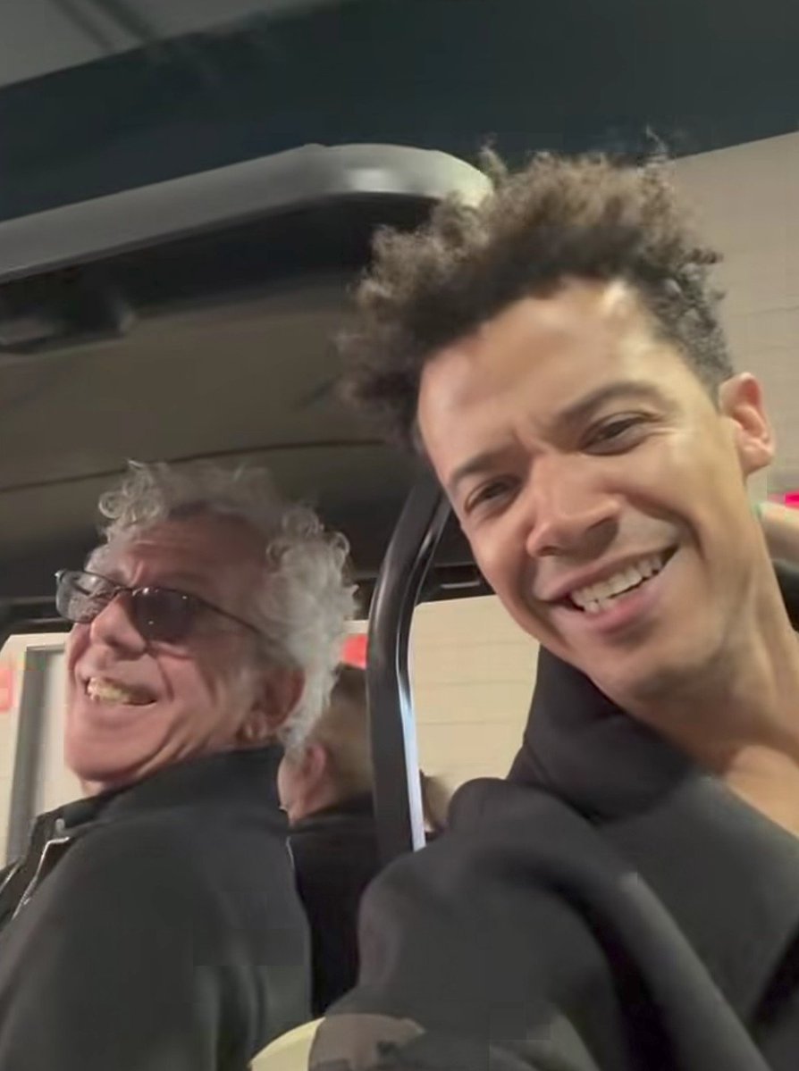 vmprlstt's tweet photo. sometimes your bestie is a 73yo man https://t.co/FcwJKMBeNv