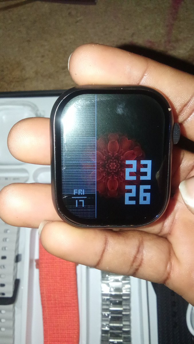 ferah_digital's tweet photo. @ruth_iyanda @JumiaNigeria Now I wanted to ask for a refund but the button for refund and return was disabled on my end I was not able to file a complaint even in the return policy there is a particular link that says 'You can create the return request and check it's status from HERE' but it's disabled https://t.co/Ab4DL0Y639