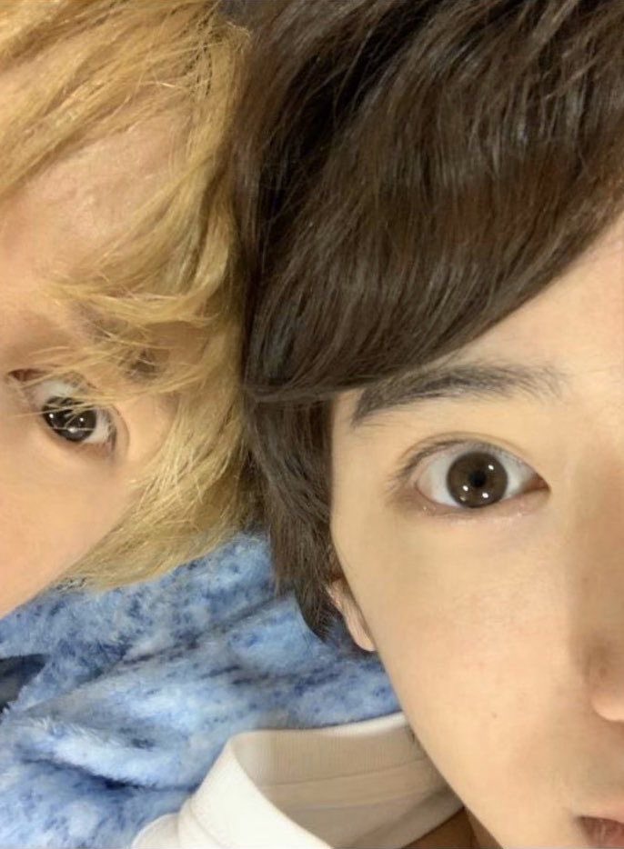 MizukiYoisho's tweet photo. 🤦🏻‍♀️で隠されるみずき←なんかもうウン。って感じ https://t.co/v50nwivS6D