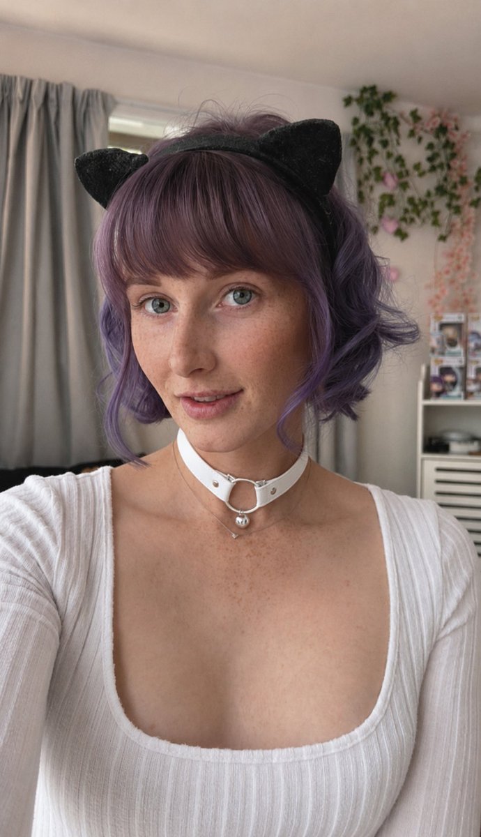 Kiwits_trans's tweet photo. I'm trans 🏳️‍⚧️
Men do you think I'm cute ? https://t.co/0w540crhmb