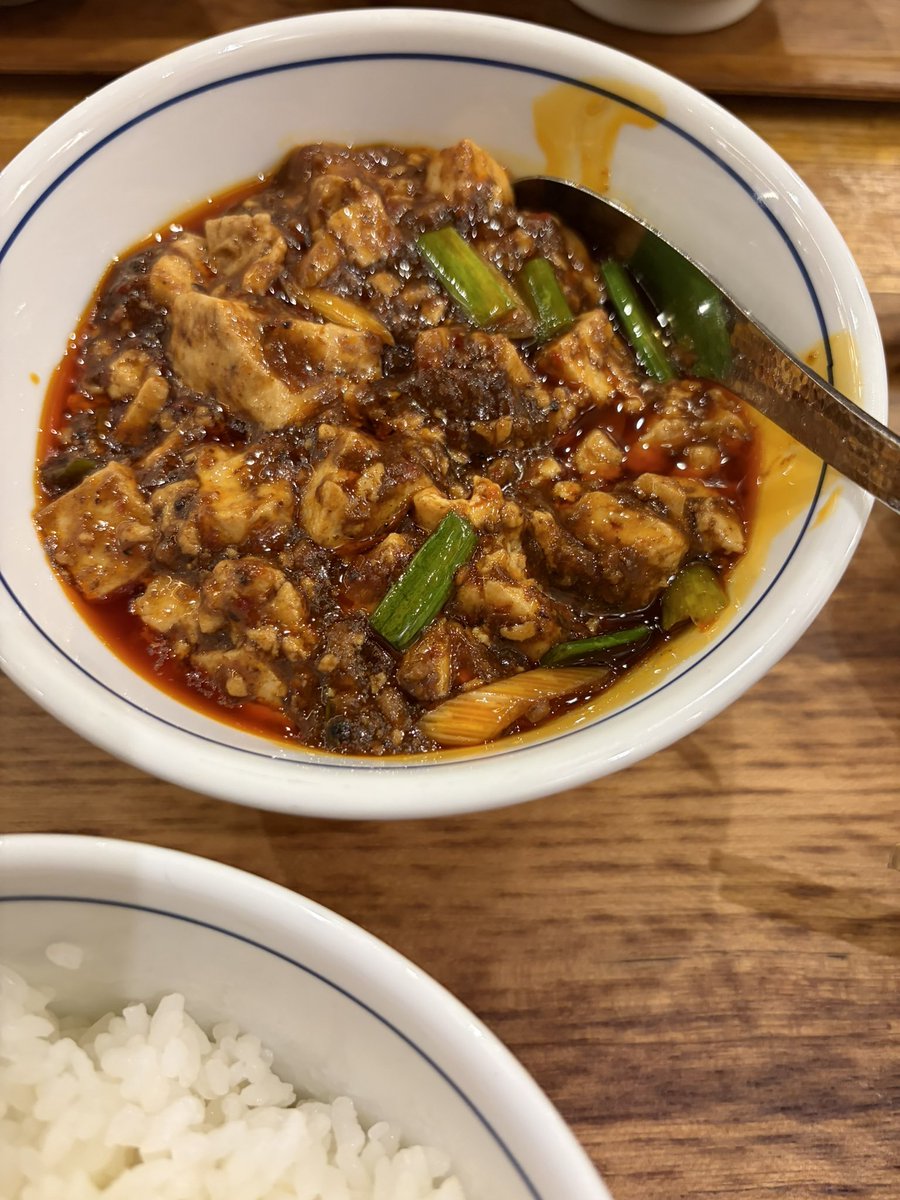 taro3293's tweet photo. 久しぶりの陳麻婆豆腐。やっぱ美味しいね。ご飯が止まらなくなる。 https://t.co/R7YhQJr1M0