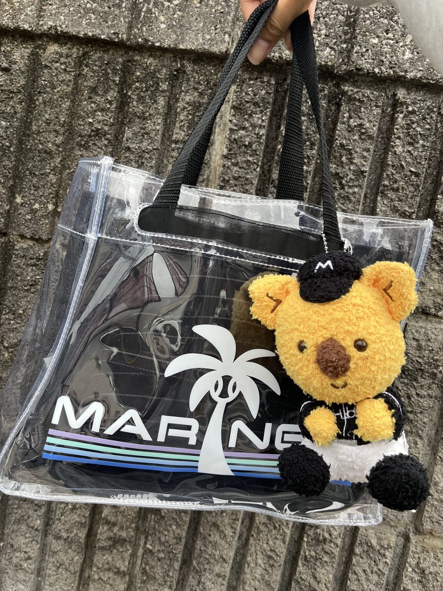 2006kuri's tweet photo. 配布で貰ったかばん？可愛いすぎる！！
今日はバイトに行くだけですが https://t.co/HbqYyO4bcf