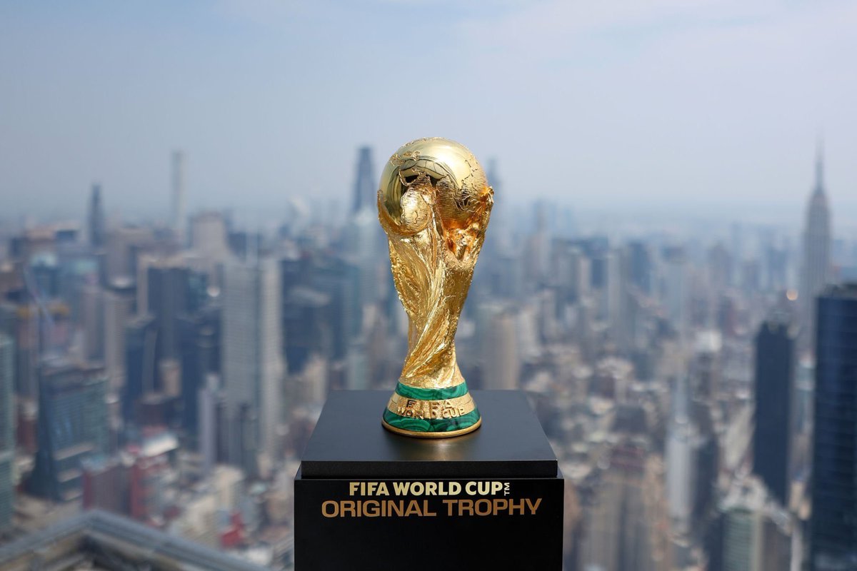 contenttoday4's tweet photo. كأس العالم يصل مدينة نيويورك استعدادًا للنهائي بين إسبانيا والأرجنتين.

#كأس_العالم 
#محتوى_ترند 
#محتوى_توداي https://t.co/oeGUY1N1Qh