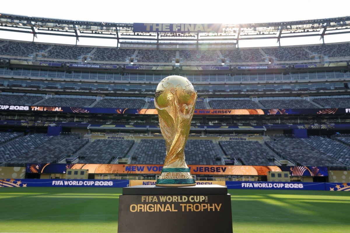 contenttoday4's tweet photo. كأس العالم يصل مدينة نيويورك استعدادًا للنهائي بين إسبانيا والأرجنتين.

#كأس_العالم 
#محتوى_ترند 
#محتوى_توداي https://t.co/oeGUY1N1Qh