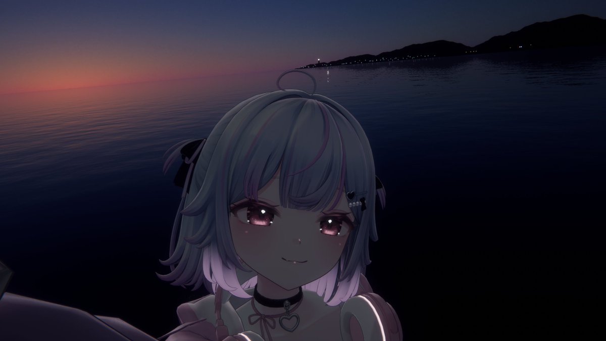 QinVRworld's tweet photo. 向こう岸の明かりって星みたいだね https://t.co/19GiR6l15a