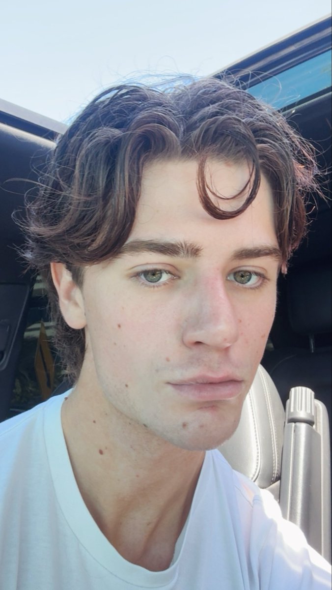 realjackxavier's tweet photo. I’m new to this.. I need people in LA to collab with 😋💕 any suggestions? #secretpage #mlm #bi #losangeles #creatorcollab https://t.co/3tcQWcrM4O