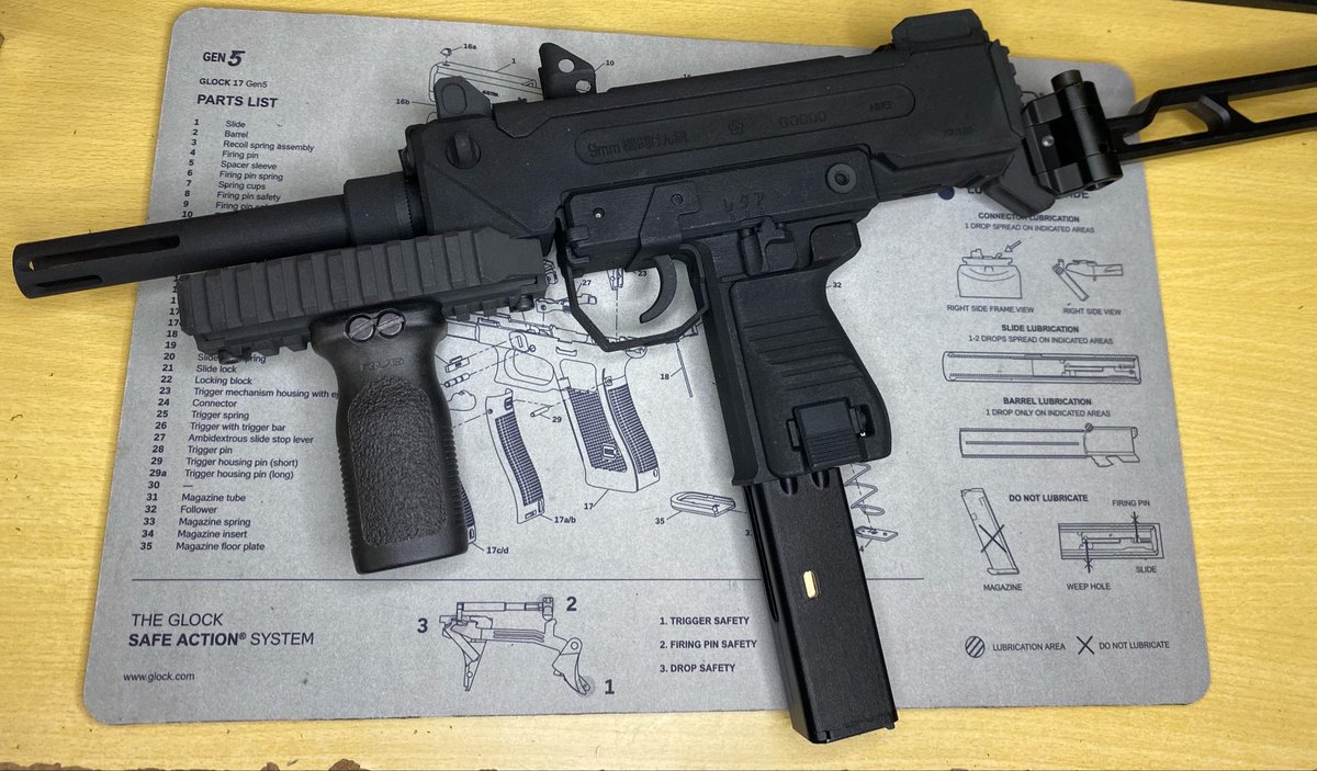 OTS 89式小銃　レール被筒　マグウェル　実物 OTS 89式小銃 レール被筒 マグウェル 実物 OTSの89式小銃用マグウェル