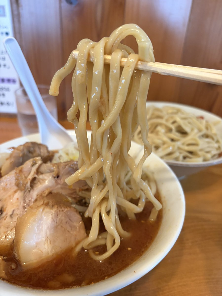 今日のランチ ラーメン滋悟郎 太田市 ・つけ麺(大) 🏝️サマ〜つけ麺