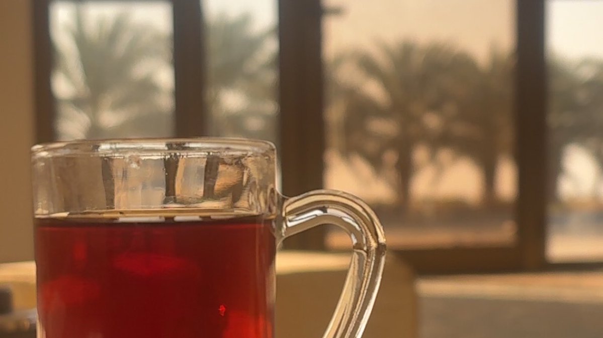 6iebl's tweet photo. ياكثر الكلام اللي يدف الصدر بيديه 
يبي الانصراف و عوج الاضلاع مانعته

بلشنا ف ابو وجهين مدري ثلاث وجيه 
وسمحنا من الفلم الطويل ومتَابعته

يخيب الامل في واحدٍ كنت هاقي فيه 
ويطيب الامل في واحدٍ ما توقعته https://t.co/O04dRMXCoY