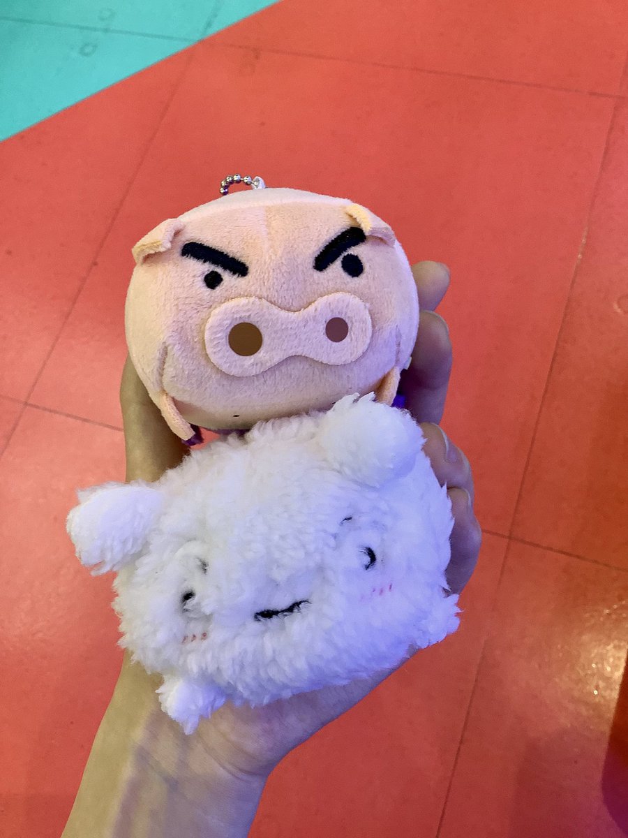 GiGO_Inada's tweet photo. 新景品です✨

『#クレヨンしんちゃん　寝そべりポーズマスコット』

稼働しました〜！

手のひらサイズでかわいい
寝そべりポーズマスコット💕

ぜひお迎えしちゃって下さいませ😆

#GiGO帯広稲田 https://t.co/i88VLNVygD