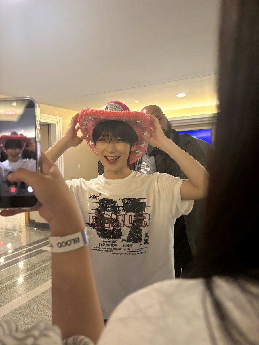 enhaglazer's tweet photo. sunoo always the prettiest!!! https://t.co/NvX5Hy9gzs