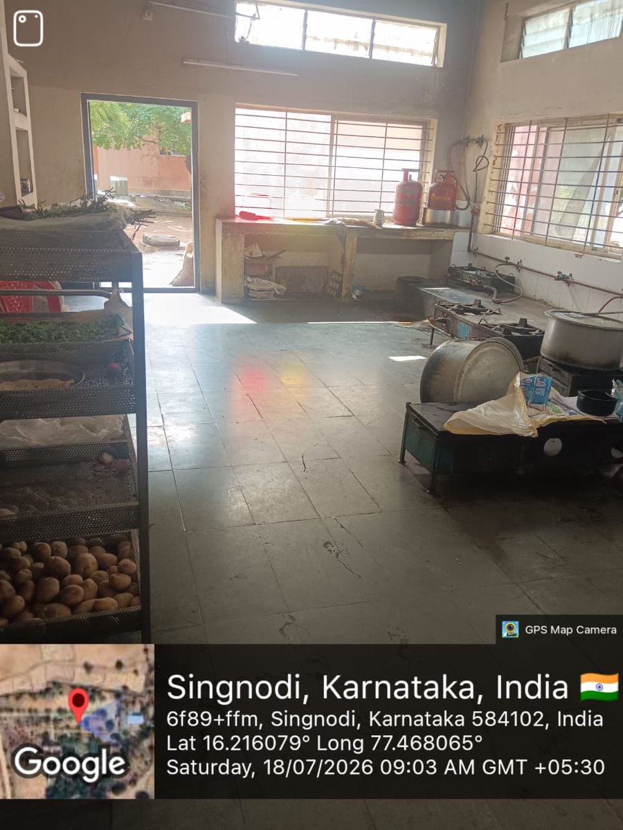 MDRSSinganodiSC's tweet photo. #SocialWelfare_Karnataka 
#SocialAudit_SWDMeals 
Morning breakfast https://t.co/7Pi0AEo8Hc