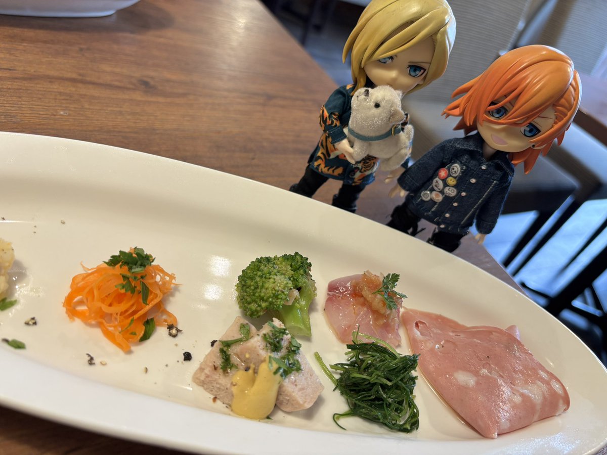 moon_rabbit5's tweet photo. ランチ。また写真ボケてる。 https://t.co/y9LU57s0pv