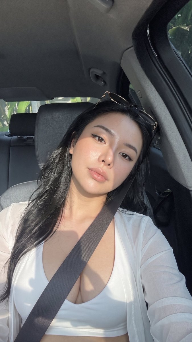 Minji tweet media