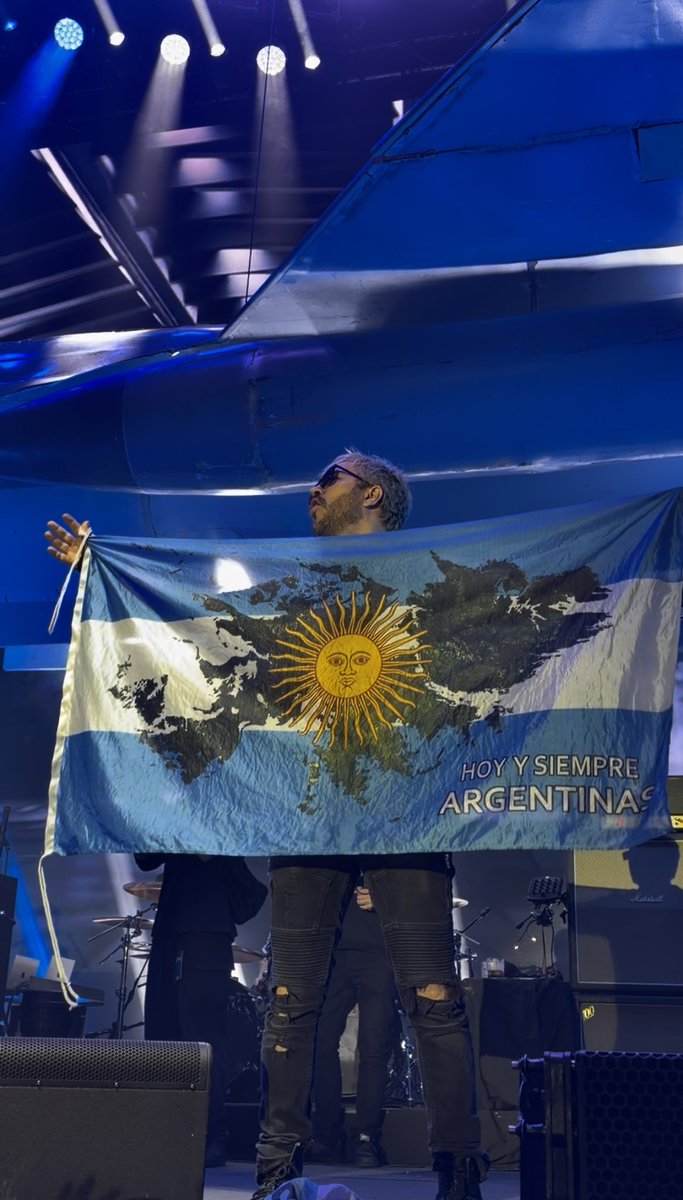 cataerbakera's tweet photo. gracias jefe por esto, siempre @GastonSardelli https://t.co/UAl3srnmRL