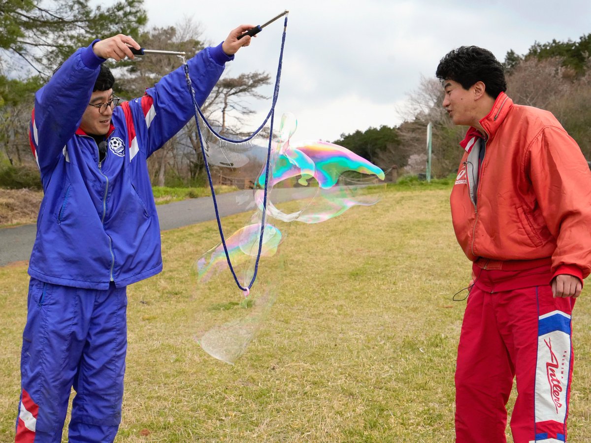 KanamestoneTV's tweet photo. 🫧いよいよ明日放送🫧

カナメストーン初の冠テレビ特番
カナメストーンの2人ぼっちキャンプ【拡大版】

日テレプラス（CS放送）
7/19(日) よる9時〜 

90分版には収まりきらなかった、もっとキャンプを満喫していた2人の様子をたっぷりお届け！ぜひご覧ください🏕️

#カナキャン https://t.co/fM5Lmmsyvi