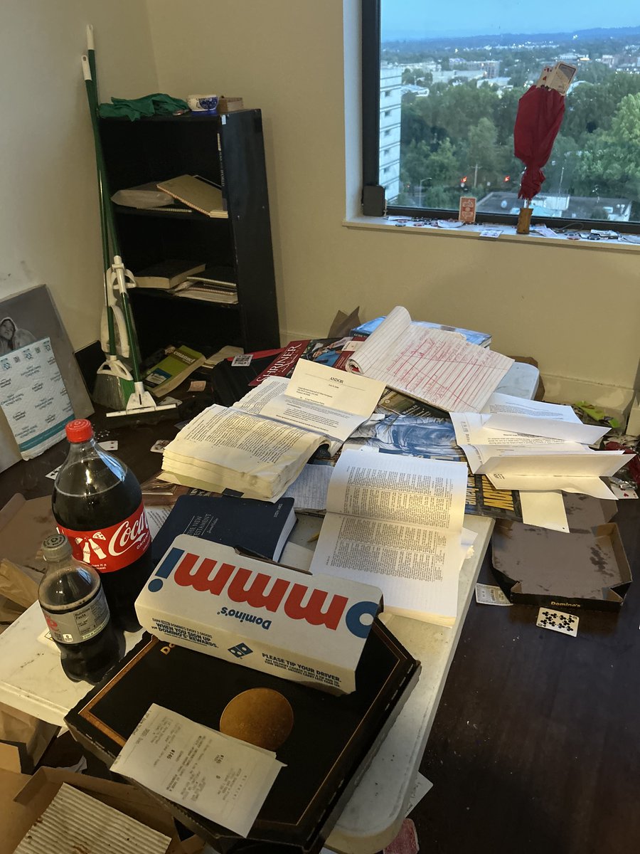 josephjamesinc's tweet photo. I got my Pizza here’s here’s a picture. It says it’s gonna be a long night. I might even check out Fox News. https://t.co/7RbaS6i5jH