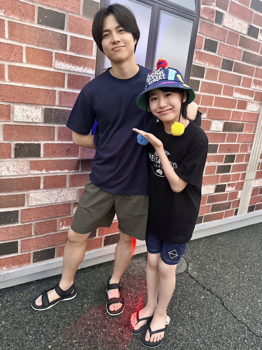 jr_official_X's tweet photo. 今日13:59から放送の
『 #モモコのOH！ソレ！み～よ！ 』に
#岡野すこやか が出演します👦🏻🍑✨

📷#重岡大毅 さんとのオフショットをお届け❣️

ぜひご覧ください‼︎

#WESTꓸ 
#関西ジュニア https://t.co/ubSS3n8Cy9