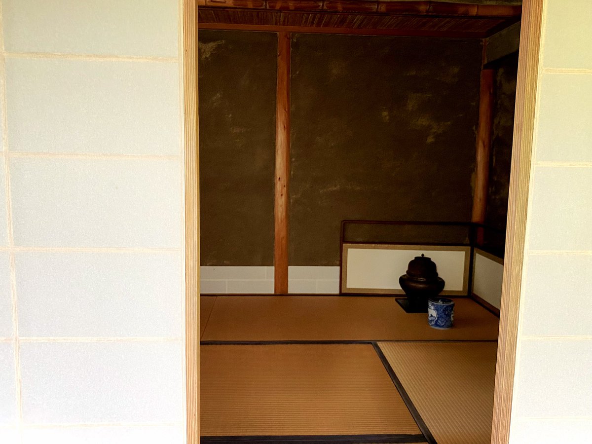 Rei_Suigetsu's tweet photo. 日本人なのでお茶キメる🍵

#japan https://t.co/kqwi9MMGtD