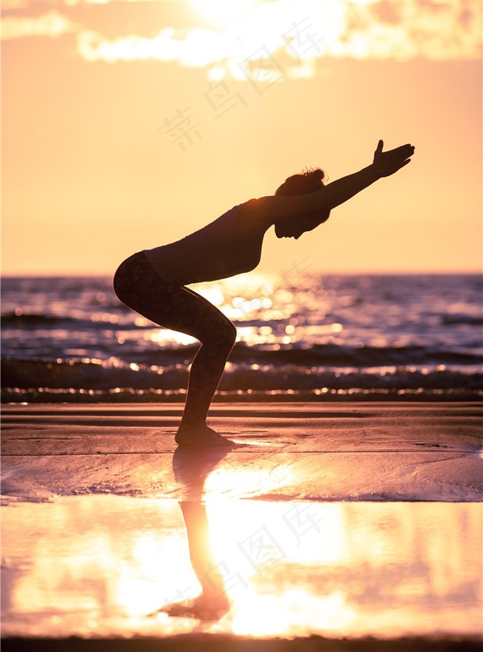 namsam1004's tweet photo. Just tried the new coastal sunset yoga at sunrise  Balanced my mind, soaked in ocean breeze u0026 got the best golden hour views—total game-changer for my weekly reset! https://t.co/p5ma3Vl08L