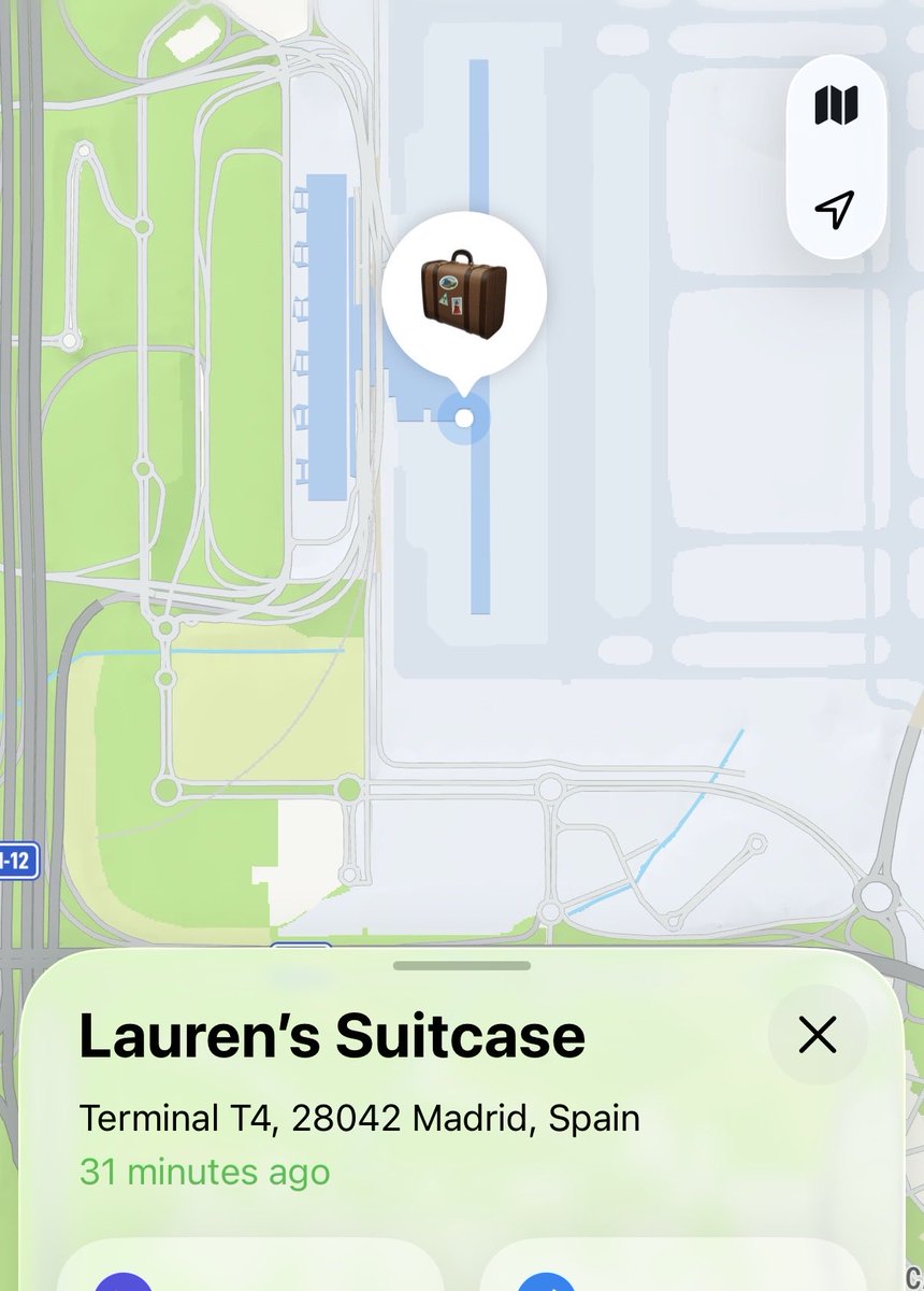 gobanana33's tweet photo. @aesa_es, @UK_CAA: 36 hours now and Iberia has done NOTHING. PIR filed, bag’s location is known but has not moved. 18y/o girl stranded without clothes in London. Where is your shame, @Iberia? Cc: @SimonCalder @IAGNews @infoAena
@barajasairport @garyleff @PaulCharles https://t.co/YB3r44uyBX