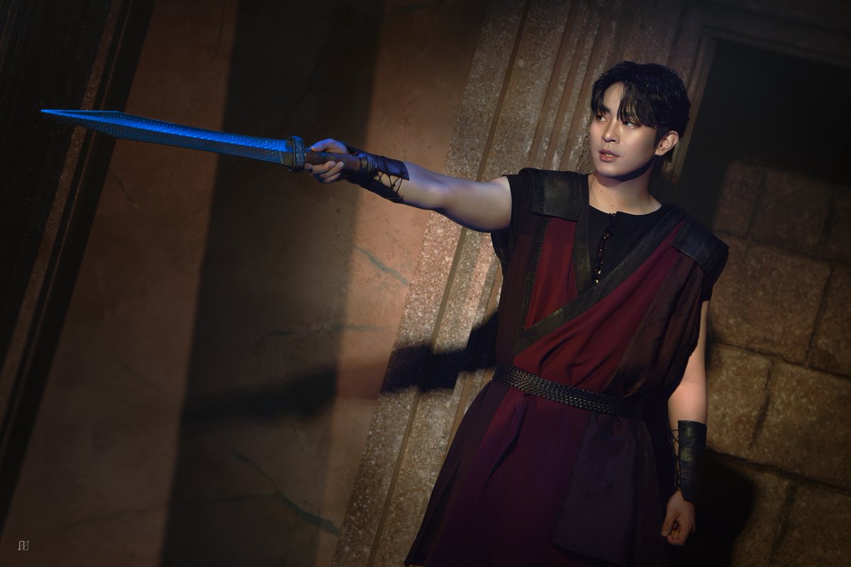 circumaxispic's tweet photo. 260717 이올라오스 장면시연

11장 훈련장
⚔️멜라스 #김재한 https://t.co/18i4bkJKvH