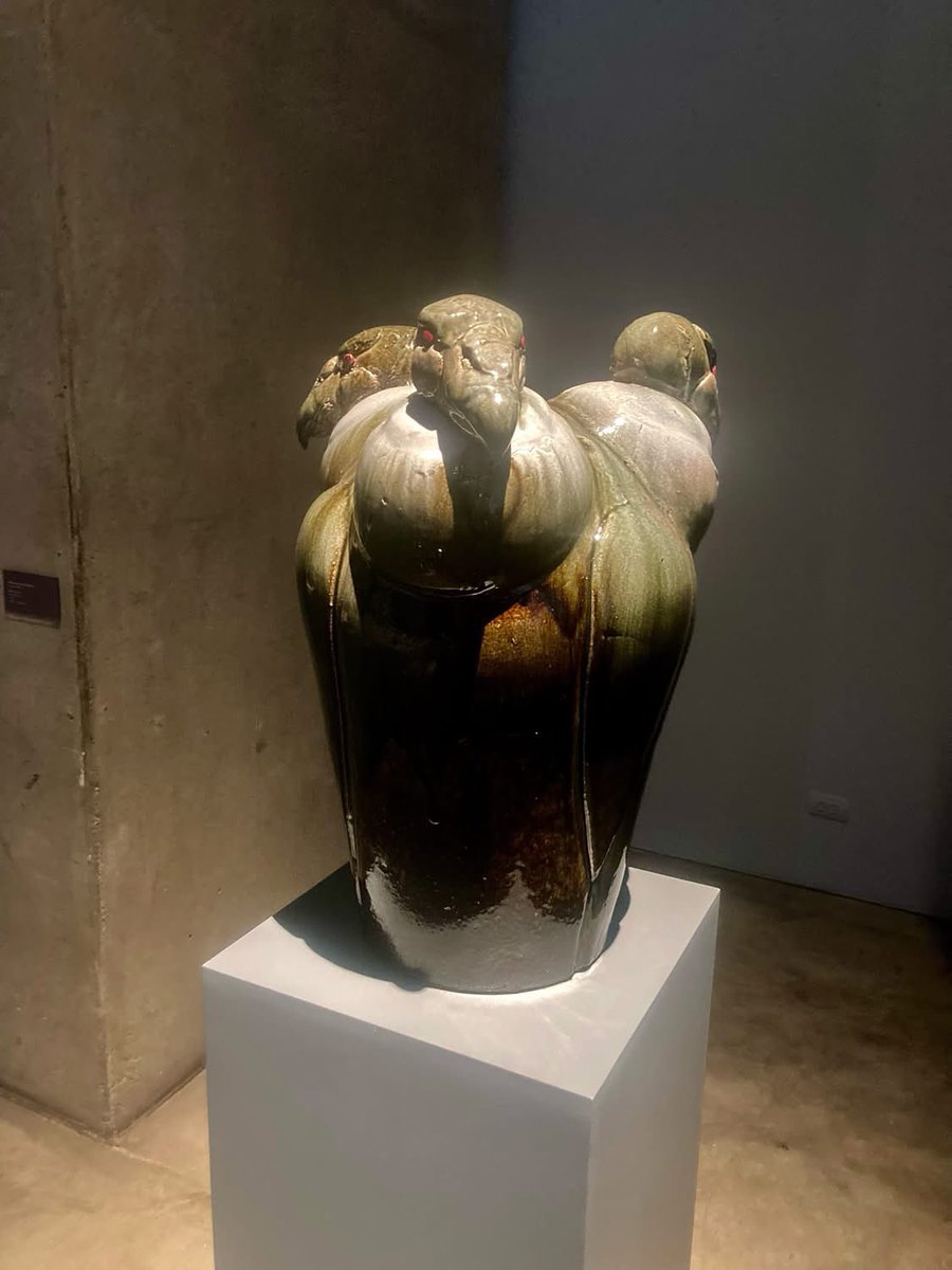 linaruizmd's tweet photo. Égida (Cóndor), Asicaz Monzón-Aguirre, 2026
#artemoderno #historia #colombia #díademuseo #medellín https://t.co/CNCBwByJUV
