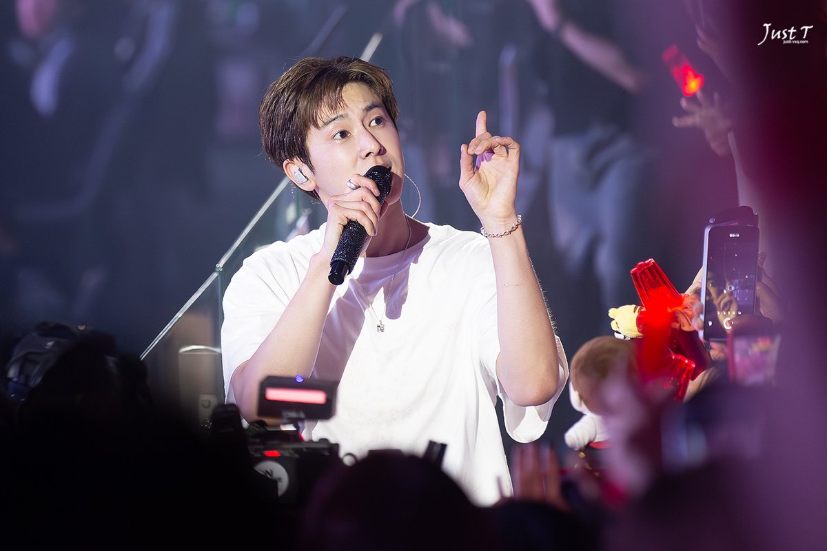 justt_vxq's tweet photo. 260717 U-KNOW PROJECT 26 : SCENE#1 in SEOUL

#유노윤호 #Yunho #ユンホ #동방신기
@TVXQ https://t.co/3008iBxVUH