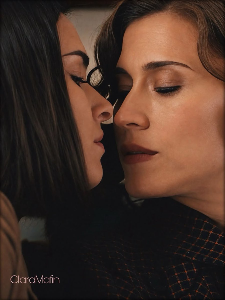 ClaraMafin's tweet photo. “¿𝙈𝙚 𝙨𝙞𝙜𝙪𝙚𝙨 𝙦𝙪𝙚𝙧𝙞𝙚𝙣𝙙𝙤 𝙞𝙜𝙪𝙖𝙡?”
“𝘾𝙖𝙙𝙖 𝙙í𝙖 𝙢á𝙨…”

#𝘔𝘢𝘧𝘪𝘯 #𝘔𝘢𝘧𝘪𝘯𝘌𝘯𝘥𝘎𝘢𝘮𝘦 https://t.co/nPGL9bXeEX